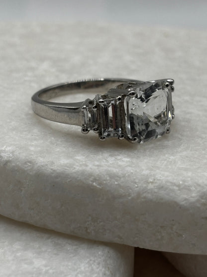 Vintage 925 Sterling Silver Clear Quartz Ring - Size O