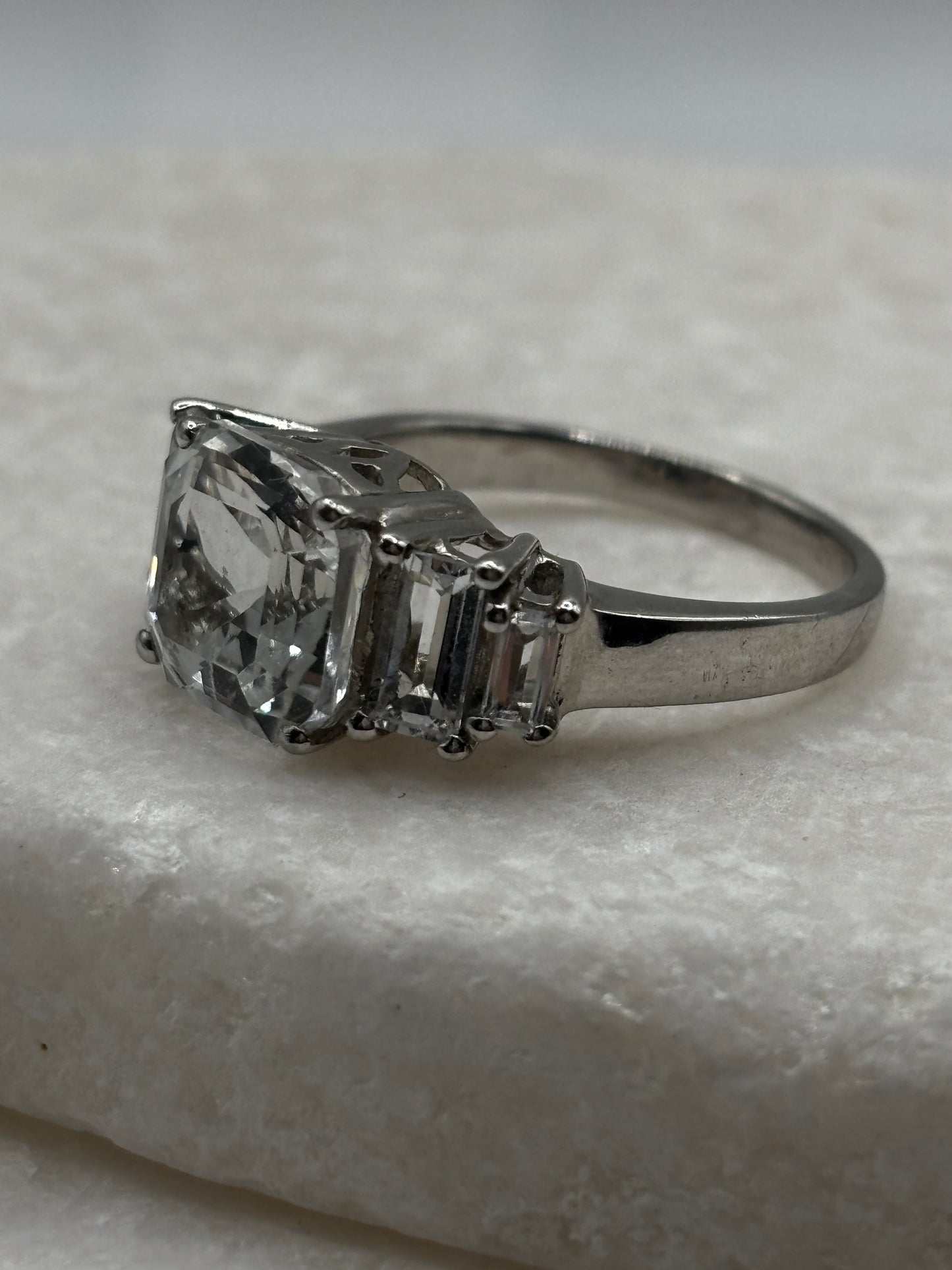 Vintage 925 Sterling Silver Clear Quartz Ring - Size O