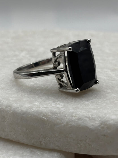 925 Sterling Silver Black Spinel Statement Ring - Size O