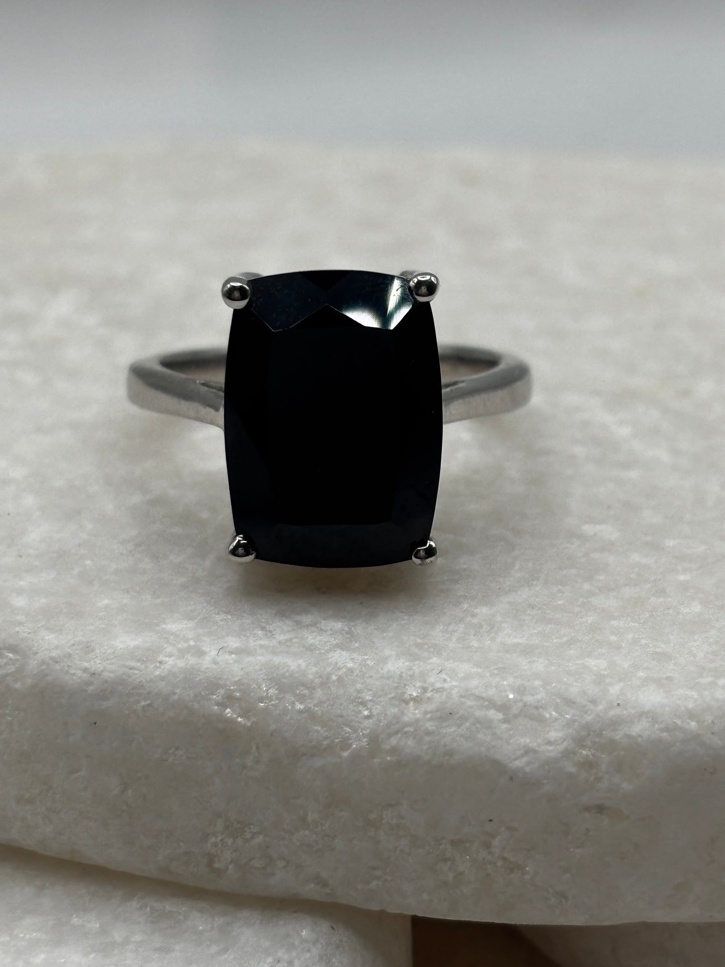 925 Sterling Silver Black Spinel Statement Ring - Size O