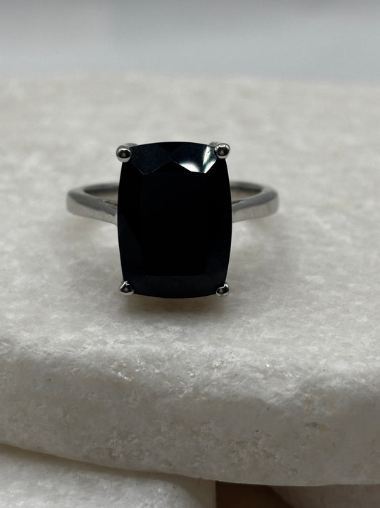 925 Sterling Silver Black Spinel Statement Ring - Size O