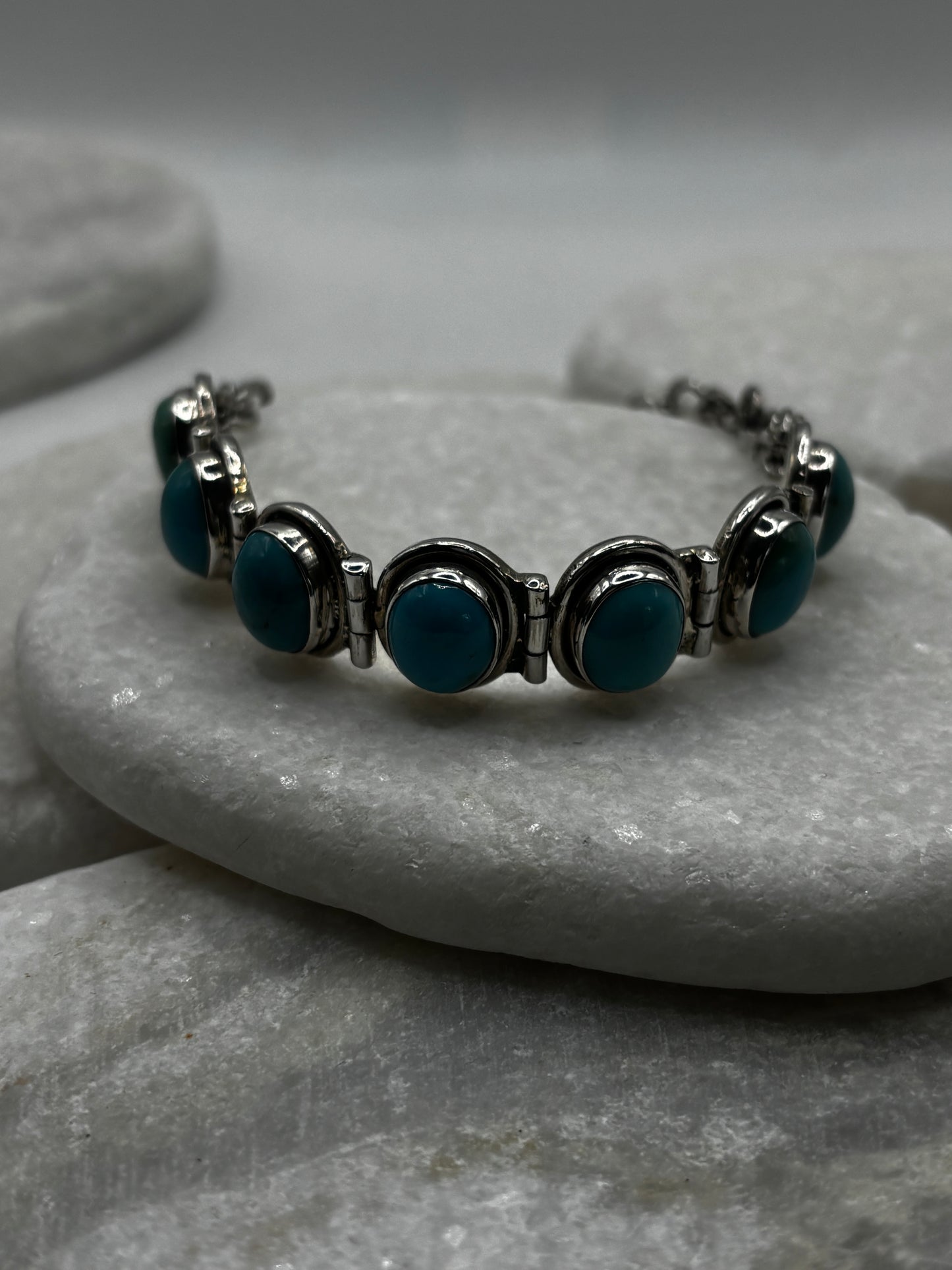 Vintage 925 Sterling Silver Oval Turquoise Bracelet
