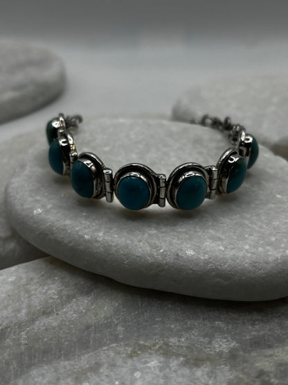 Vintage 925 Sterling Silver Oval Turquoise Bracelet