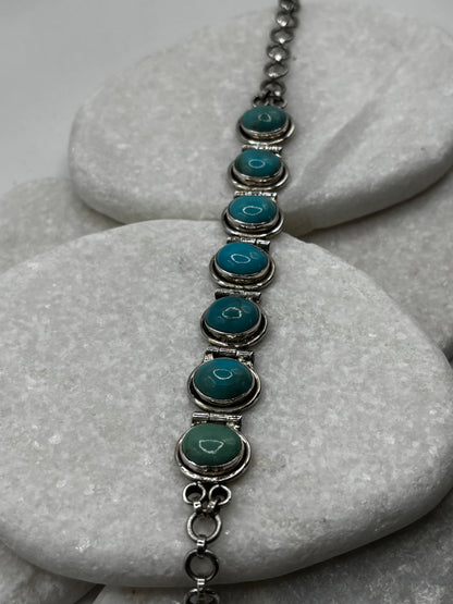 Vintage 925 Sterling Silver Oval Turquoise Bracelet