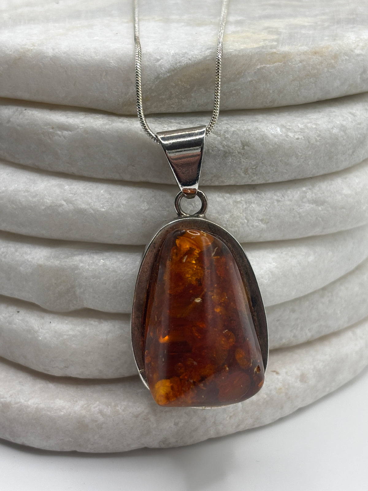 Vintage 925 Sterling Silver Triangle Amber Pendant on 45cm Chain