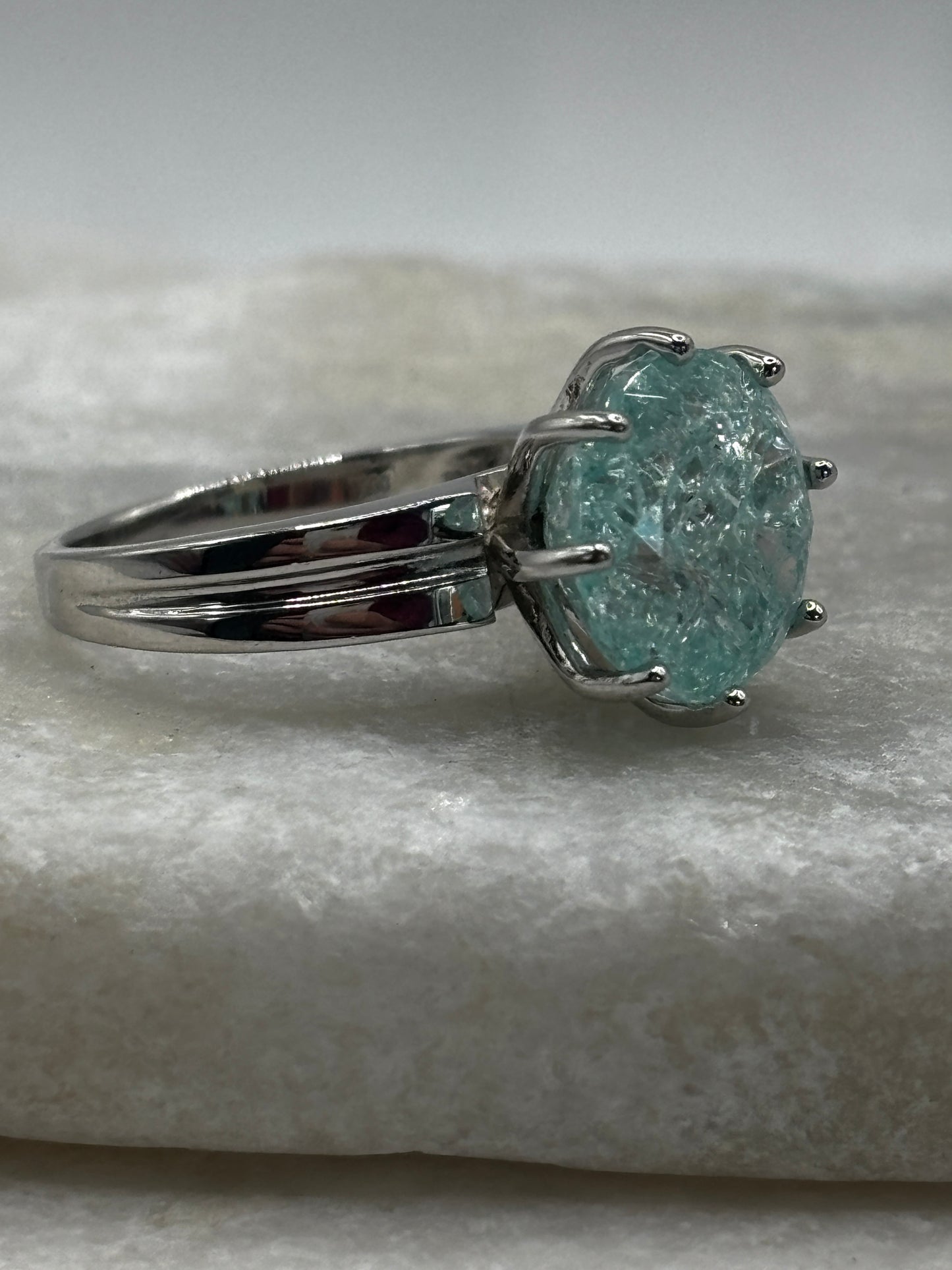 925 Sterling Silver Blue Crackled Quartz Ring - Size O