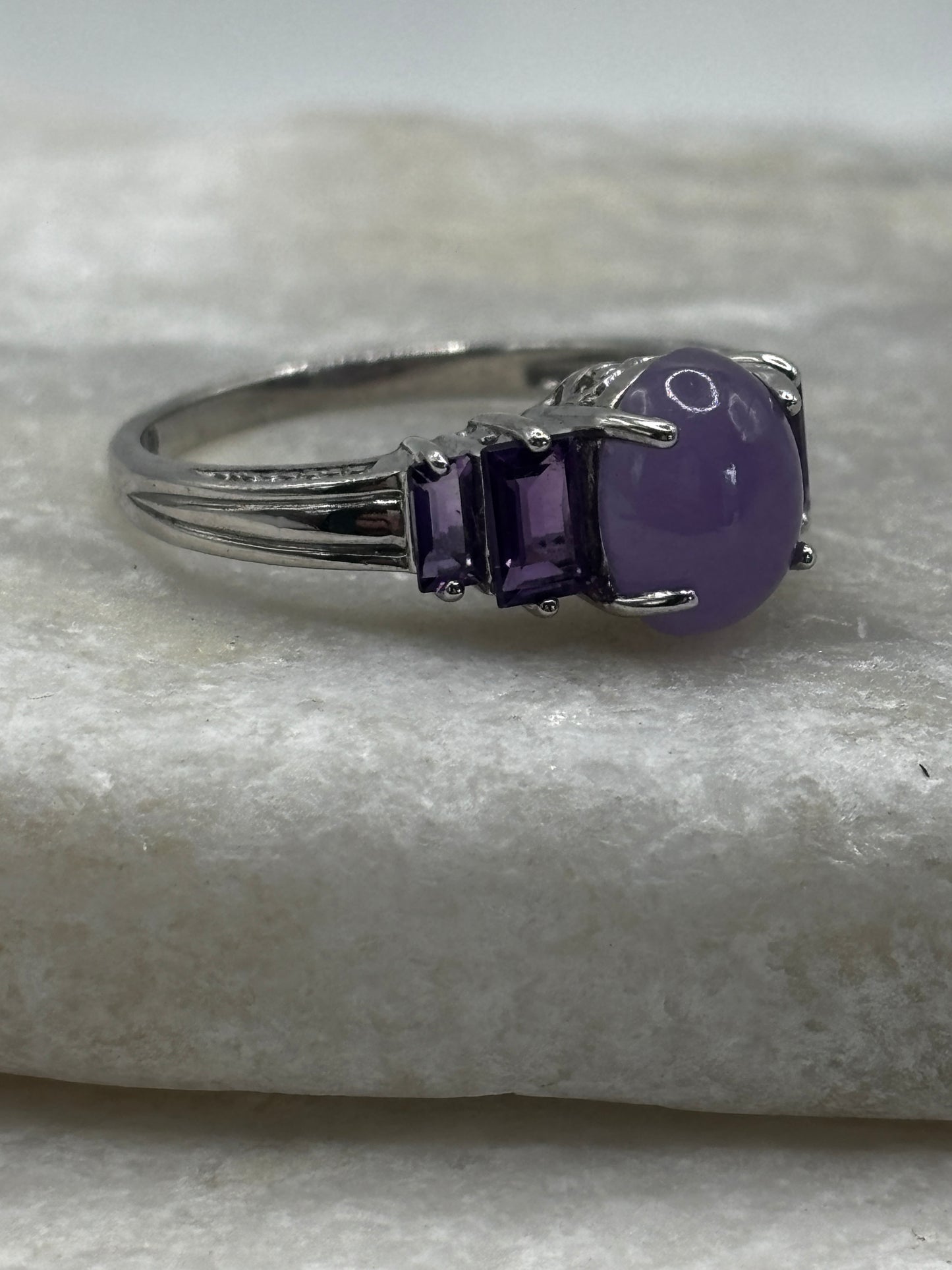 925 Sterling Silver Purple Jade and Amethyst Trilogy Ring - Size P