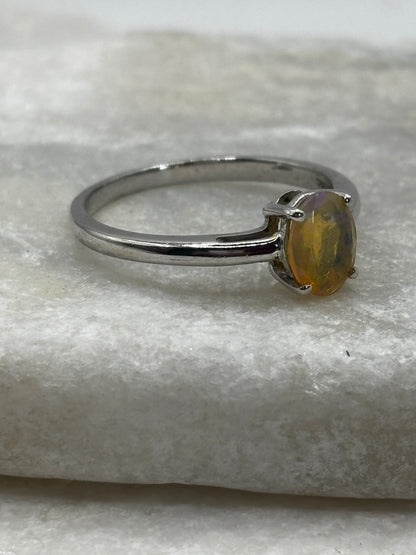 925 Sterling Silver Opal Solitaire Ring - Size S