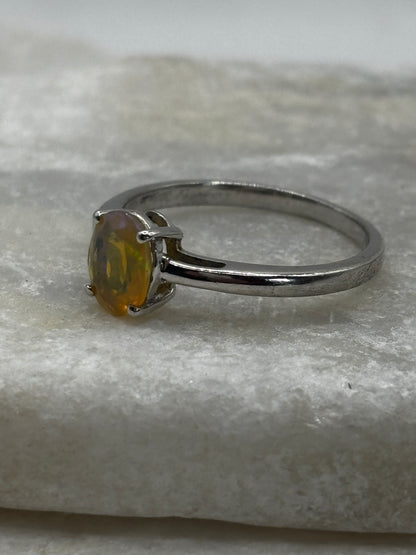 925 Sterling Silver Opal Solitaire Ring - Size S