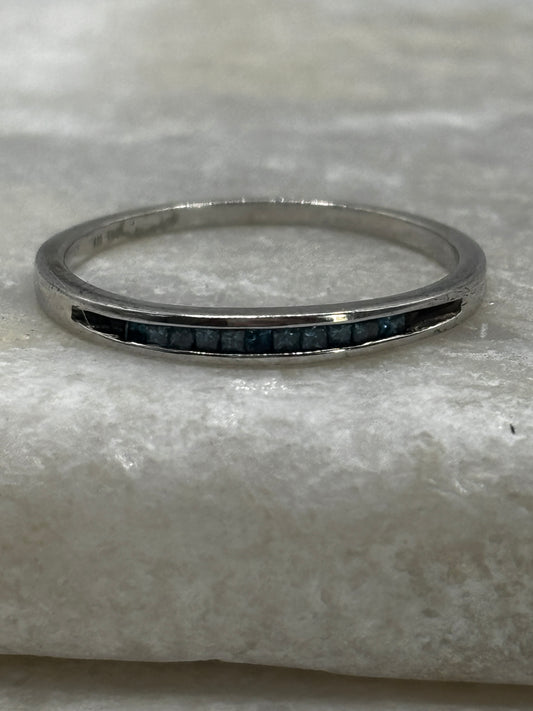 925 Sterling Silver Blue Diamond Stacking Band - Size O