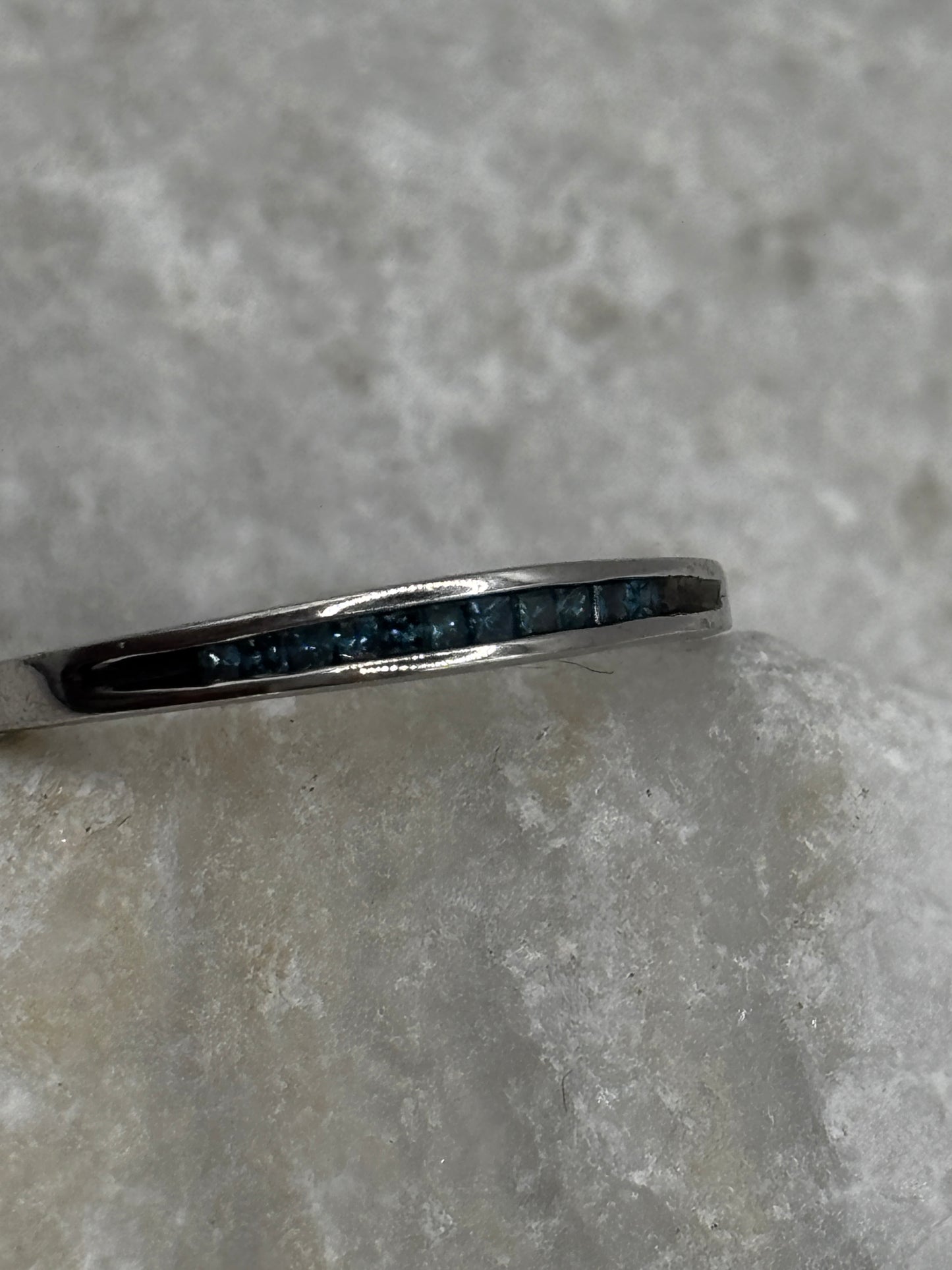 925 Sterling Silver Blue Diamond Stacking Band - Size O