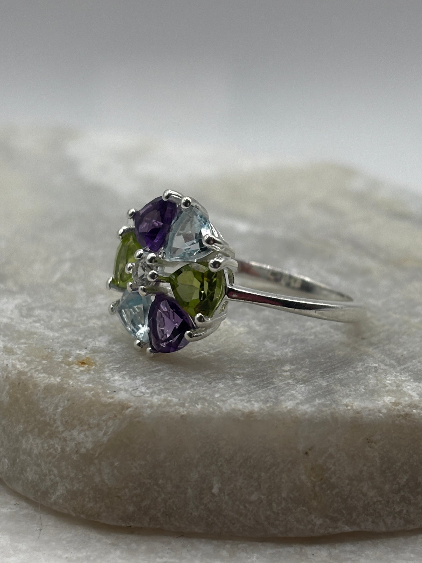 925 Sterling Silver Amethyst, Peridod, Topaz Pin Wheel Ring - Size P
