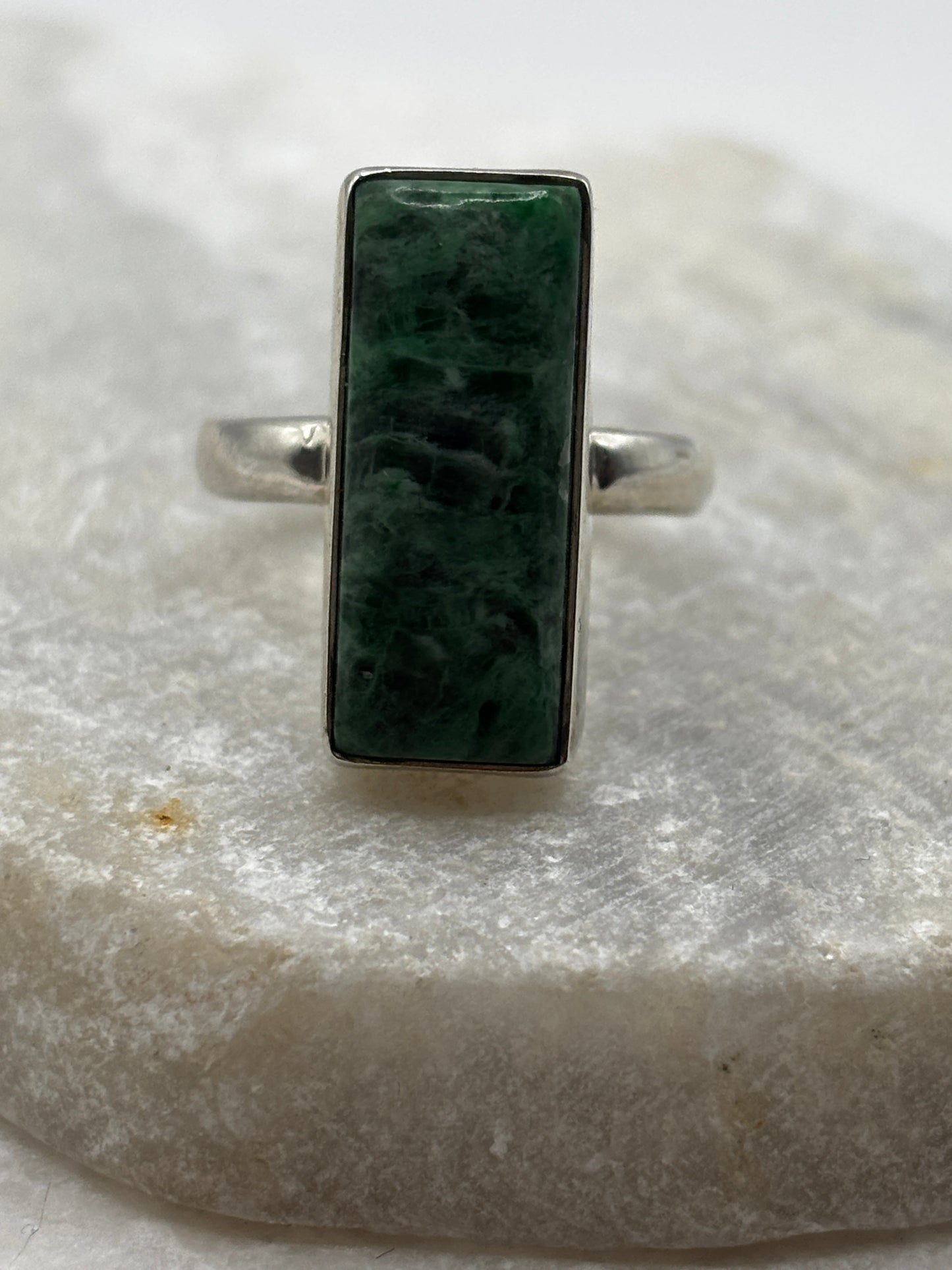Vintage 925 Sterling Silver Raw Green Emerald Oblong Statement Ring - Size M
