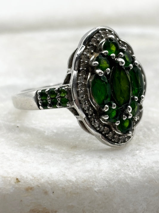 Vintage 925 Sterling Silver Chrome Diopside and Diamond Cluster Ring - Size R