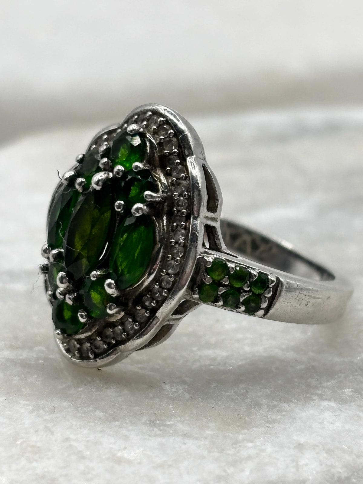 Vintage 925 Sterling Silver Chrome Diopside and Diamond Cluster Ring - Size R