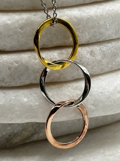 925 Sterling Silver Trilogy Ring Pendant - Gilded with Rose and Gold