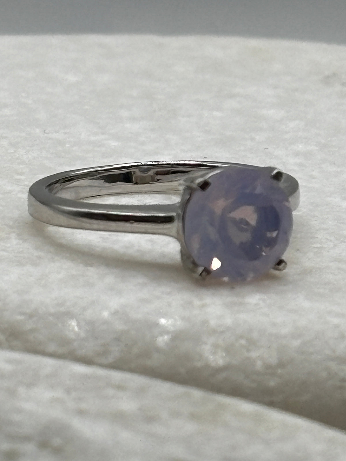 925 Sterling Silver Lavender Quartz Solitaire Ring - Size L.5