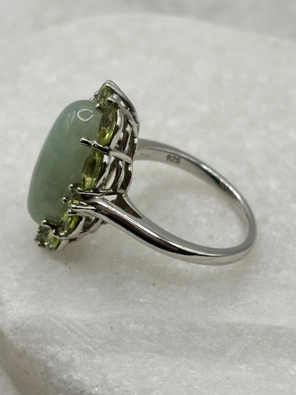 Vintage Peridot and Jade Halo Ring - Size P.5