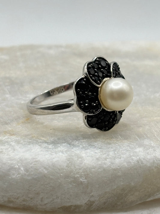 925 Sterling Silver Black Spinel and Pearl Floral Ring - Size Q