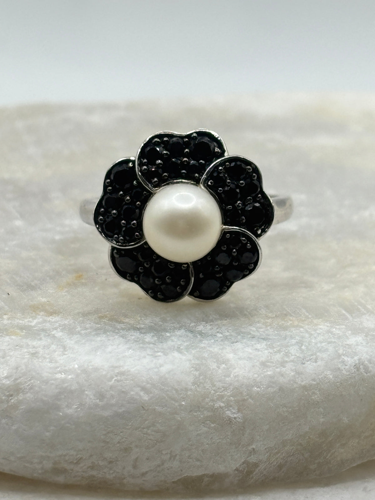 925 Sterling Silver Black Spinel and Pearl Floral Ring - Size Q