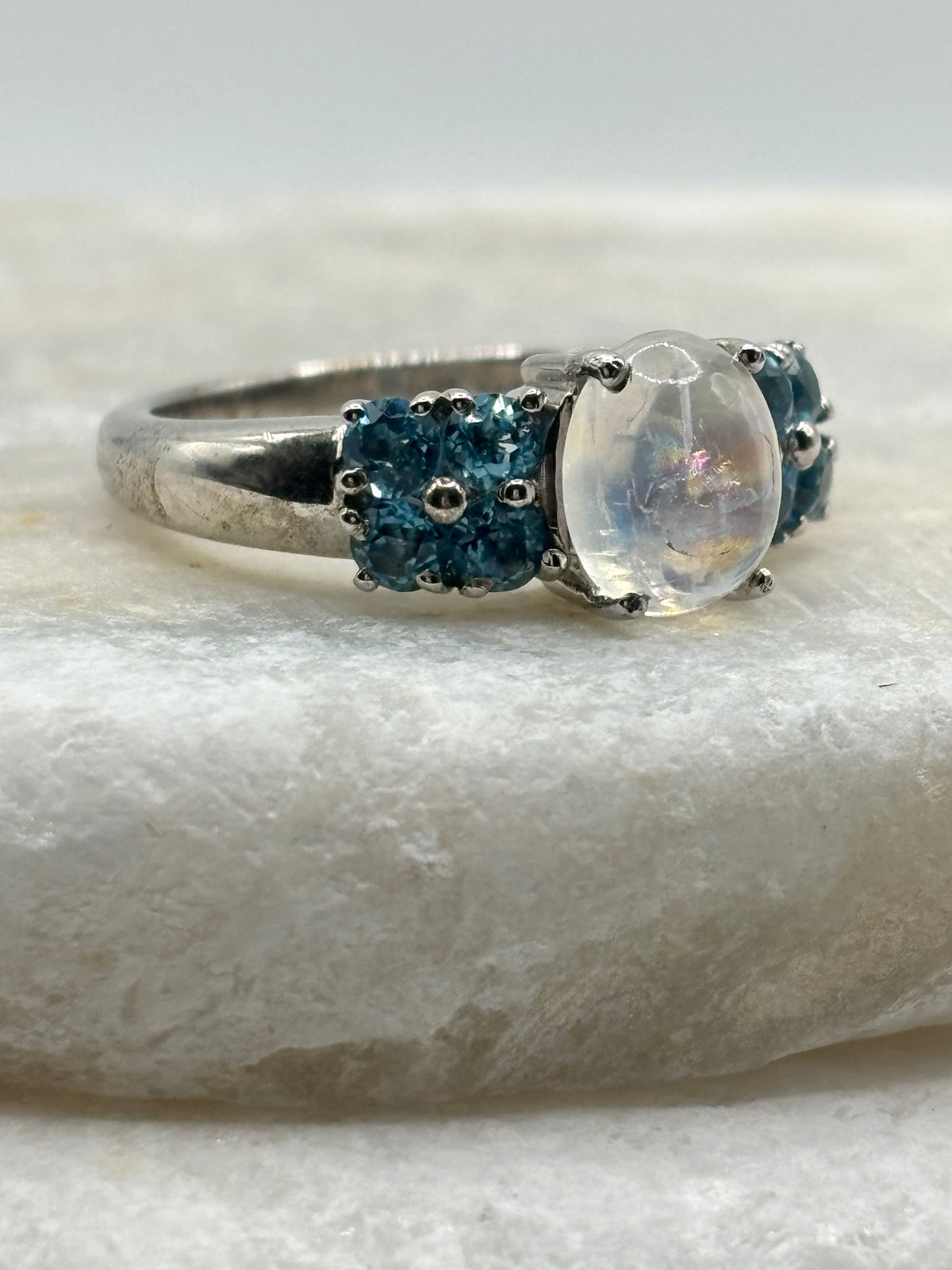 925 Sterling Silver Moonstone and Aquamarine Statement Ring - Size S