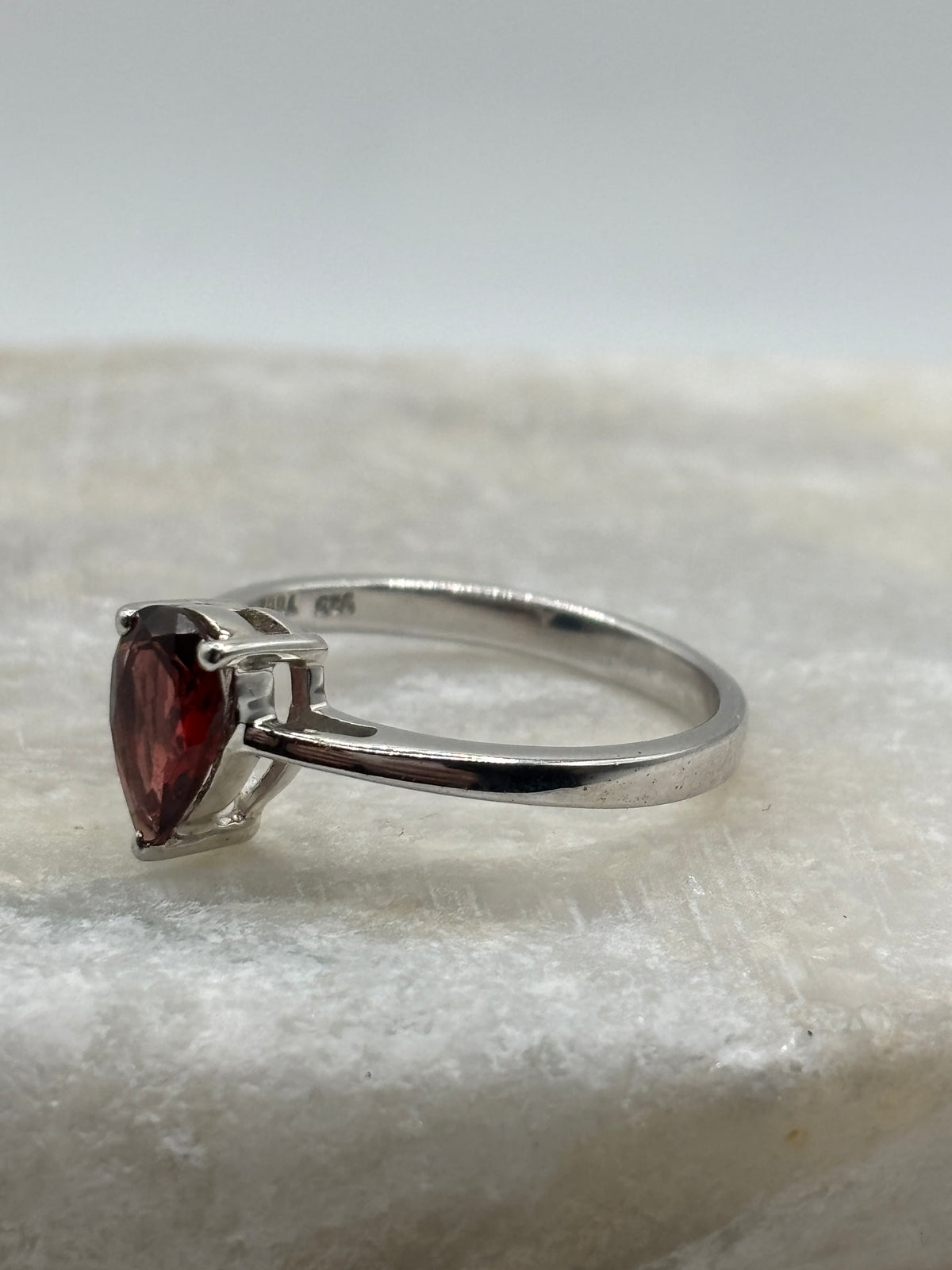 925 Sterling Silver Garnet Teardrop Ring - Size S