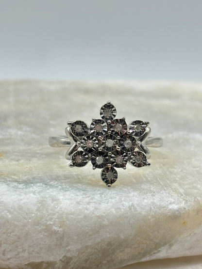 925 Sterling Silver Star Diamond Ring - Size O