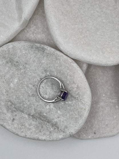 925 Sterling Silver Amethyst And White Topaz Solitaire Ring Size S
