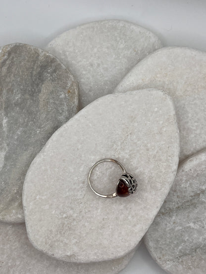 925 Sterling Silver Amber Ring With Leaf Design