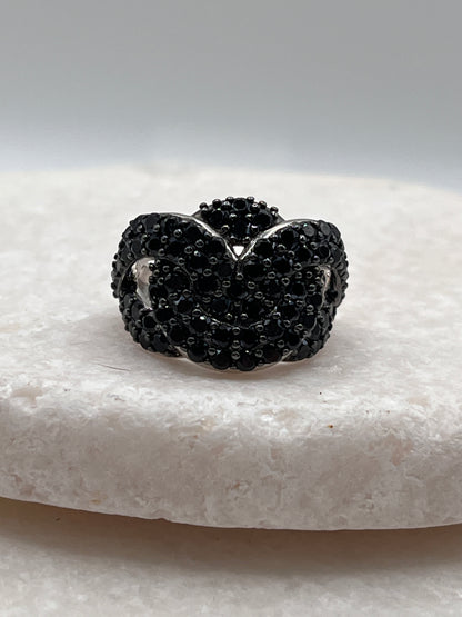 925 Sterling Silver Black Spinel Twist Ring Size K