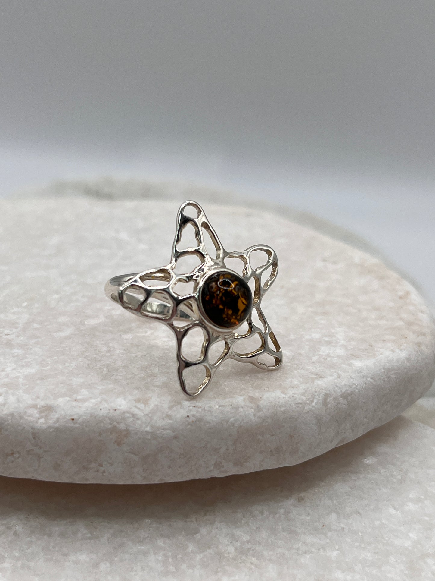 925 Sterling Silver Amber Starfish Ring Size O