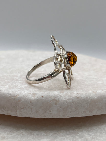 925 Sterling Silver Amber Starfish Ring Size O