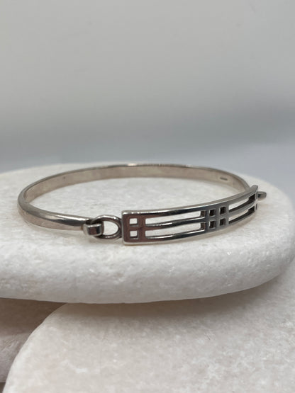 925 Sterling Silver Geometric Hinged Bangle