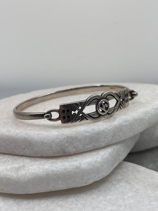 925 Sterling Silver Celtic Hinged Heart Bangle