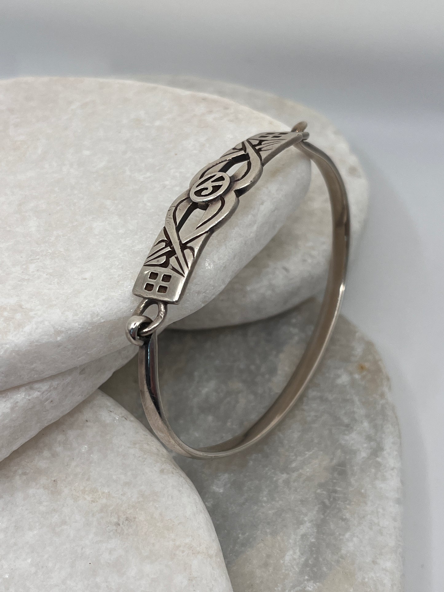 925 Sterling Silver Celtic Hinged Heart Bangle