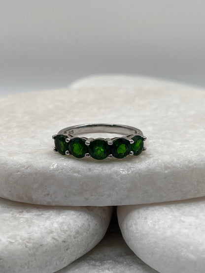 925 Sterling Silver Chrome Diopside Half Eternity Size P