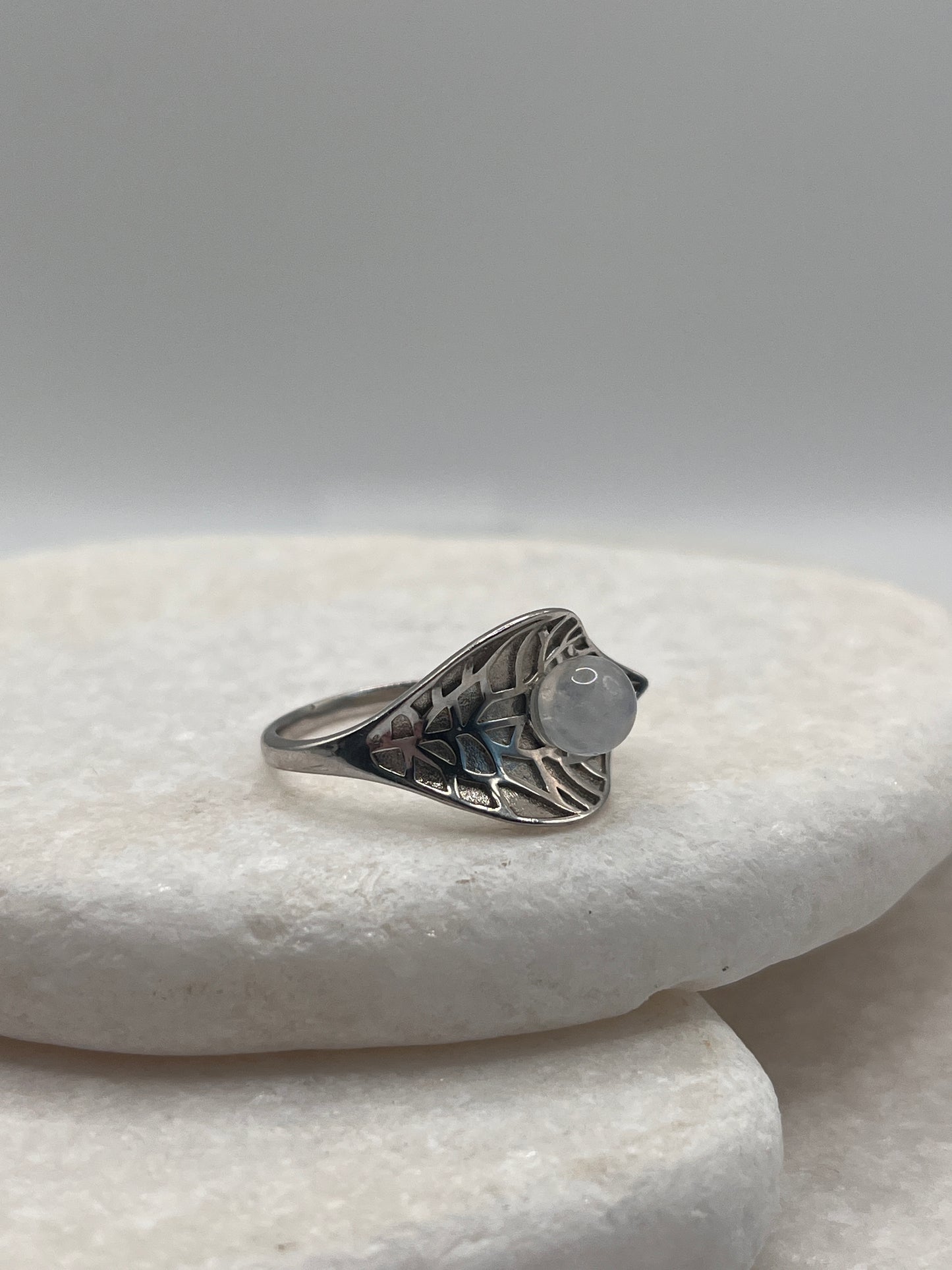 925 Sterling Silver Moonstone Leaf Size S