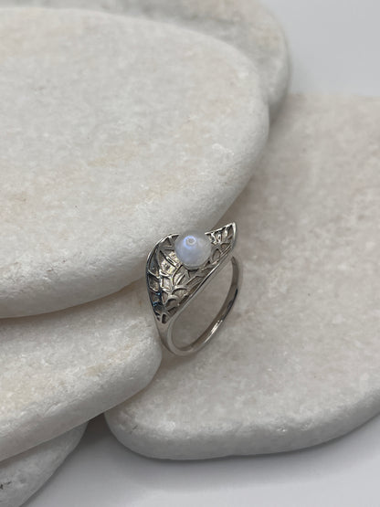 925 Sterling Silver Moonstone Leaf Size S