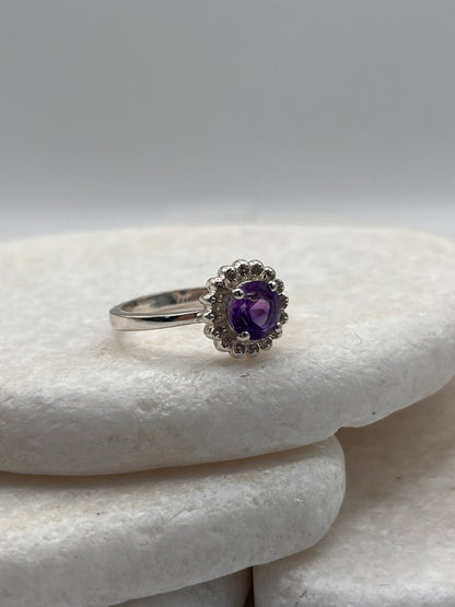 925 Sterling Silver Amethyst Halo Size S