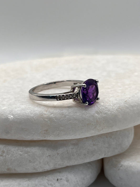 925 Sterling Silver Amethyst Solitaire Size S