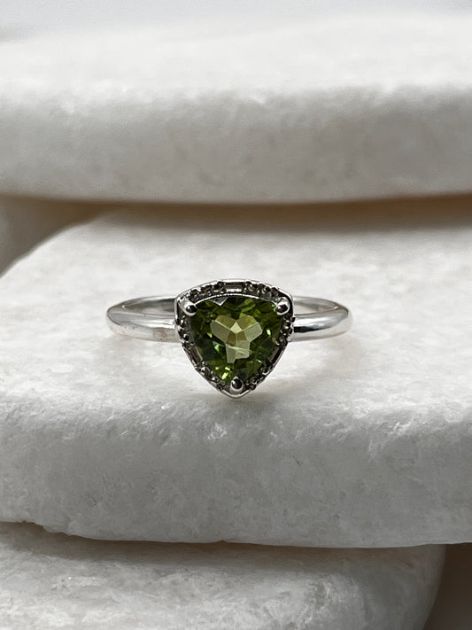 925 Sterling Silver Peridot Halo Ring