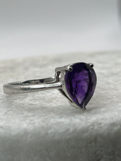 925 Sterling Silver Amethyst Tear Drop Ring Size S
