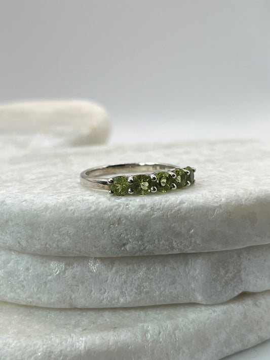 925 Sterling Silver Half Eternity Peridot Ring Size S