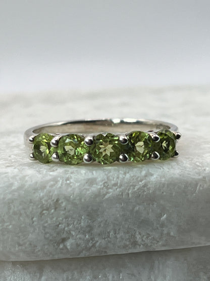 925 Sterling Silver Half Eternity Peridot Ring Size S