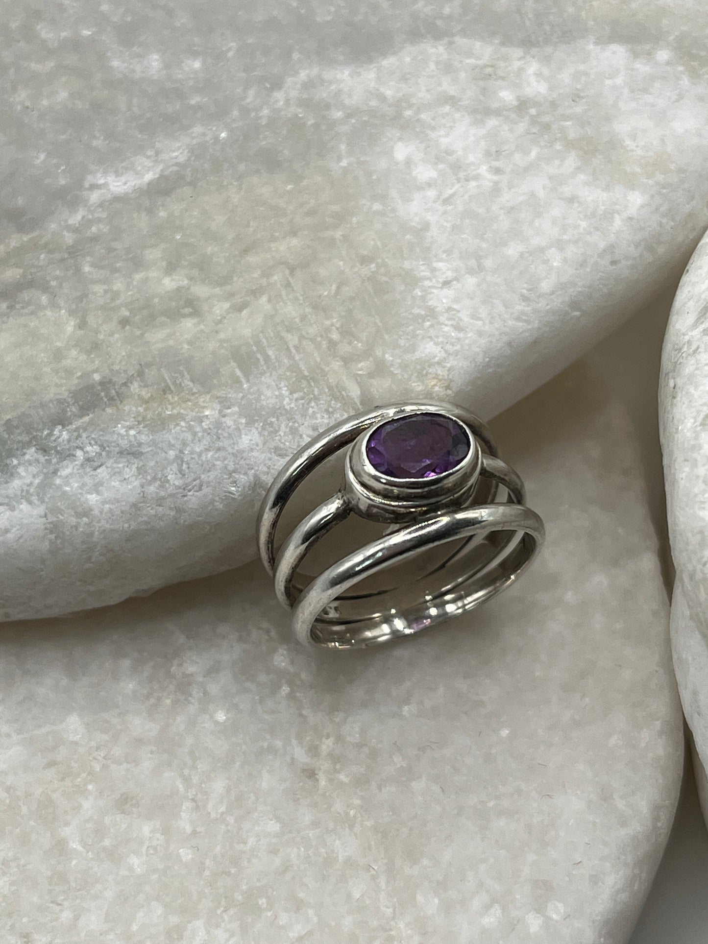 925 Sterling Silver Amethyst Three Band Ring Size N