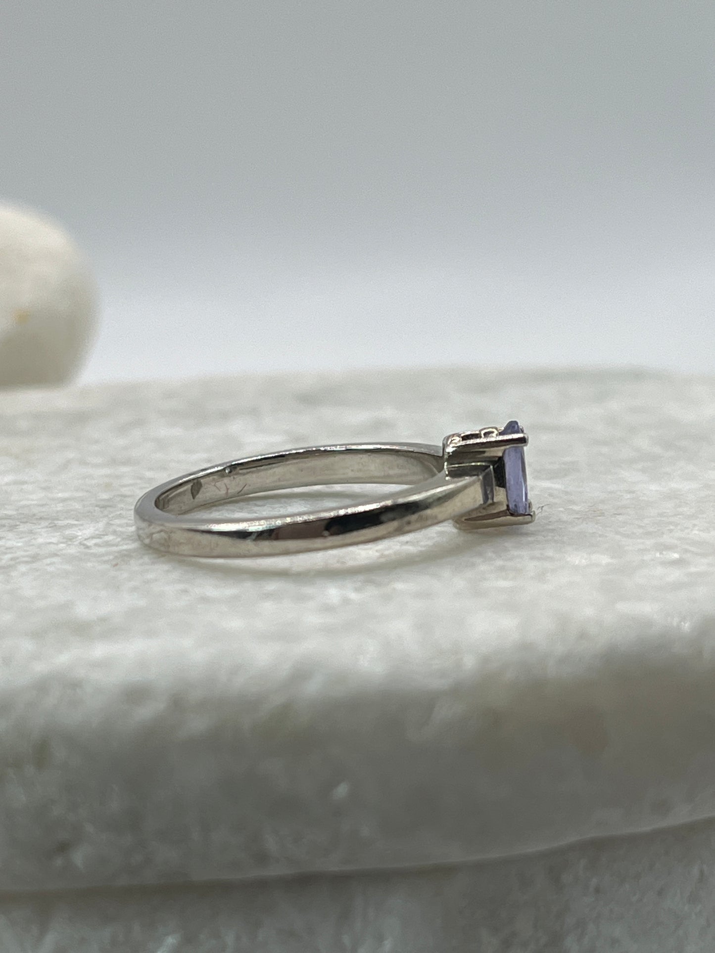 925 Sterling Silver Tanzanite Solitaire Ring - Size N