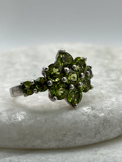 925 Sterling Silver Green Peridot Cluster Ring- Size R
