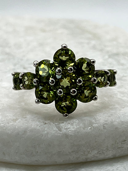 925 Sterling Silver Green Peridot Cluster Ring- Size R