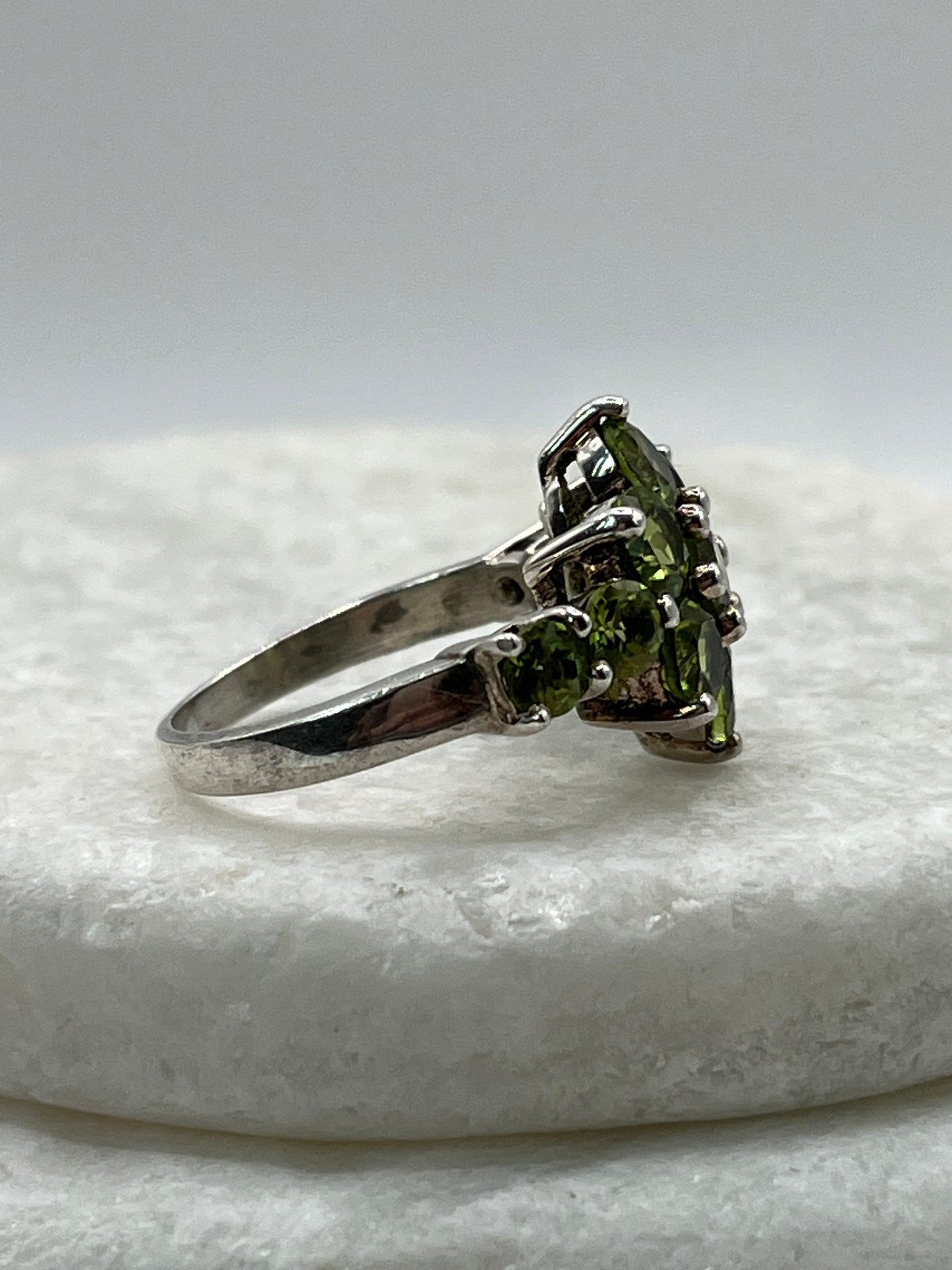 925 Sterling Silver Green Peridot Cluster Ring- Size R