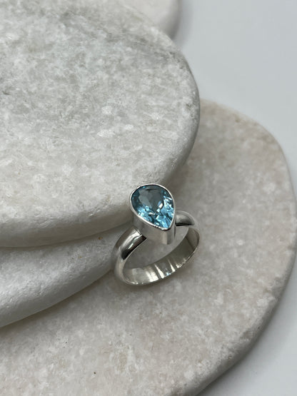 925 Sterling Silver Swiss Blue Topaz Tear Drop Ring- Size R